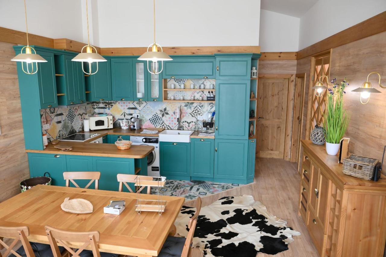 Villa Raphael Near The Pirin Golf Resort 班斯科 外观 照片