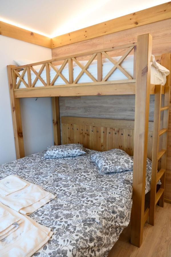 Villa Raphael Near The Pirin Golf Resort 班斯科 外观 照片