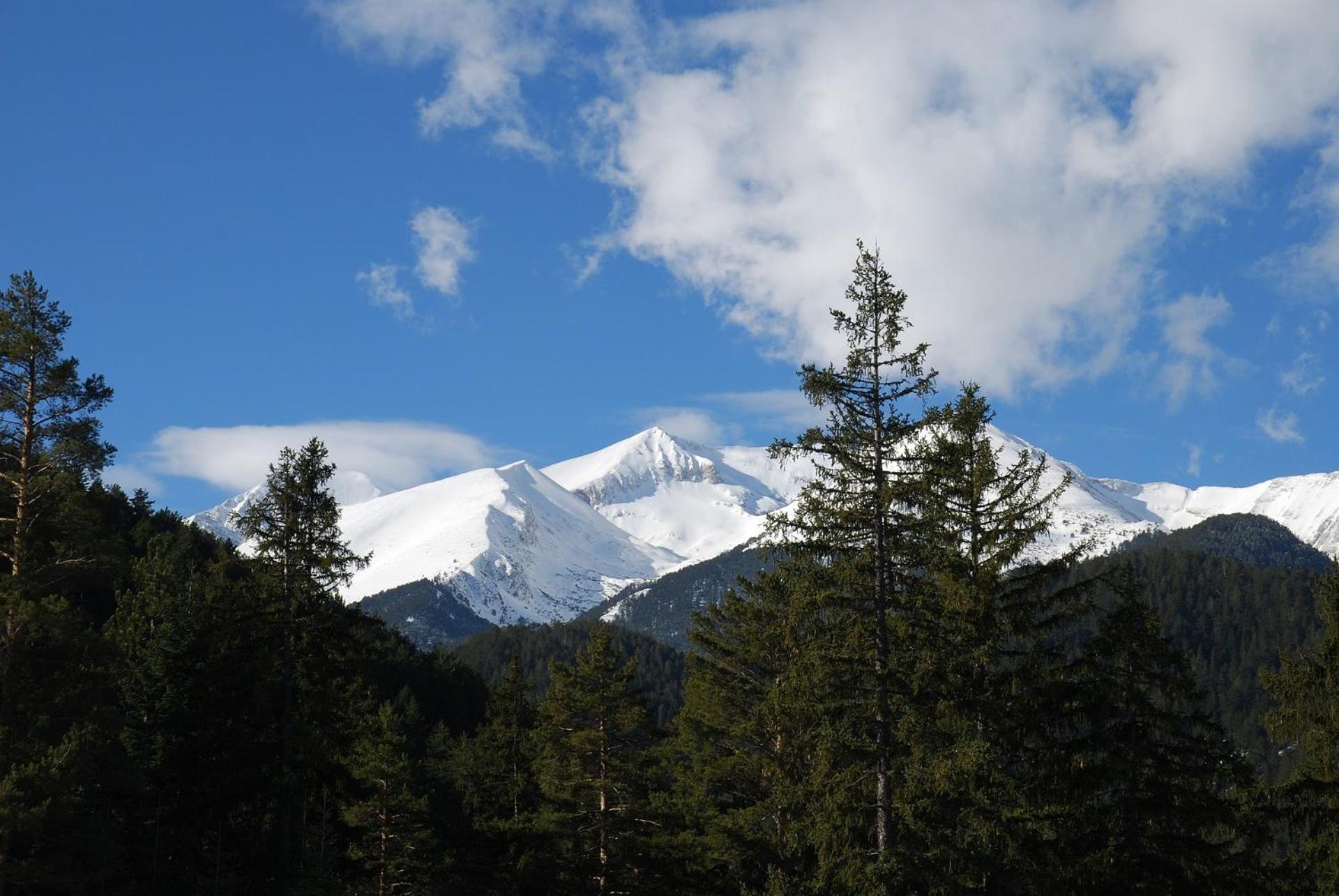 Villa Raphael Near The Pirin Golf Resort 班斯科 外观 照片