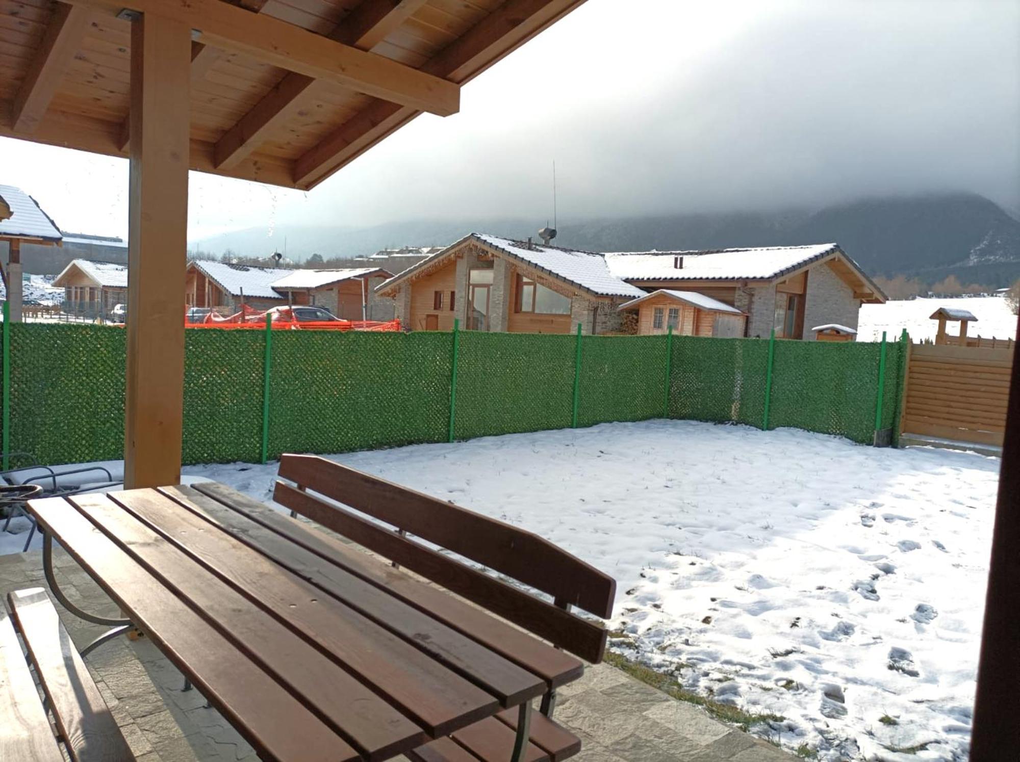Villa Raphael Near The Pirin Golf Resort 班斯科 外观 照片